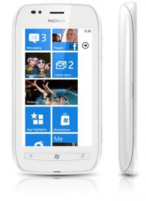 Nokia 710 Lumia 3G Quadband Unlocked GSM Phone: white